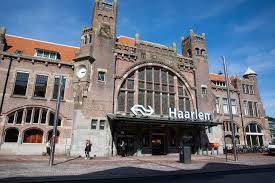 6 Reasons Why You Should Take A Day Trip To Haarlem Earth Trekkers
