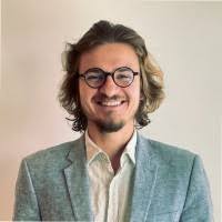 1400+ "Janota" profiles