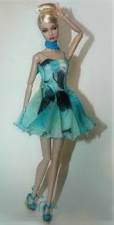 Cereal boxes and things like that, pizza boxes, shoe/hat templates, shopping bag templates, etc. Poppyparker Barbie Kleider Barbie Mode Mode