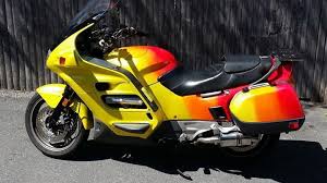 Pin By Wietse Verhaar On Honda St 1100 Honda Shadow Norton Dominator Suzuki