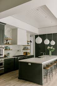 If you're looking for ideas to pair a kitchen backsplash with white cabinets, don't be afraid of a little color. Contemporary Kitchen Ideas Home Seersucker Saddles