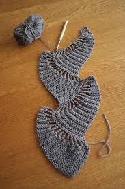 Gri Iple Orulmus Atki Modelleri Orgu Modelleri Orgu Dantel Modelleri Krose Sapka Tig Isleri Tig Desenleri