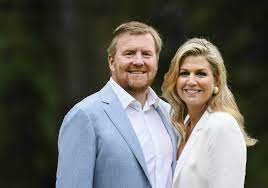 The fifth generation of the. Konigspaar Holland Willem Alexander Maxima Bedauern Corona Verstoss