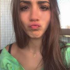 Beatriz Walker (@biia_sonsa)