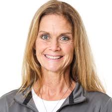 ☔️ We ran into Al Faisal's restaurant to escape the rain, but we stayed  because of the delicious smell of schwarma.