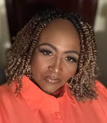 Wanda Benton's Instagram, Twitter & Facebook