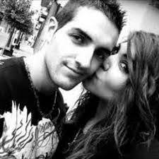 Vicki Rojas's Instagram, Twitter & Facebook