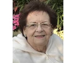 Thalia Chresanthakes Obituary (2023)