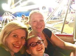 Heidi Kiefer's Instagram, Twitter & Facebook