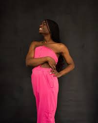 What a kind and beautiful soul! // // Model: @ve_ava Camera: Sony a7R II +  Samyang 45mm f/1.8 Creative Director: @billieharper_ // #nofilter  #noretouching #lianaportraits #studioportrait #daytonphotographers  #daytonphotographer #columbusmodels ...