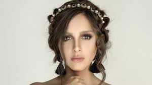 1الفاتحة 2البقرة 3آل عمران 4النساء 5المائدة 6الأنعام 7الأعراف 8الأنفال 9التوبة 10يونس 11هود 12يوسف 13الرعد 14ابراهيم 15الحجر 16النحل 17الإسراء 18الكهف 19مريم 20طه 21الأنبياء. Ø²Ù‡Ø±Ø© Ø§Ù„Ø®Ù„ÙŠØ¬ Ø¬Ù…ÙŠÙ„Ø© Ø¹ÙˆØ¶ ØªÙƒØ´Ù Ù„Ù€ Ø²Ù‡Ø±Ø© Ø§Ù„Ø®Ù„ÙŠØ¬ ØªÙØ§ØµÙŠÙ„ Ø¯ÙˆØ±Ù‡Ø§ ÙÙŠ Ù…Ø³Ù„Ø³Ù„ ÙŠØ³Ø±Ø§ Ø§Ù„Ø¬Ø¯ÙŠØ¯