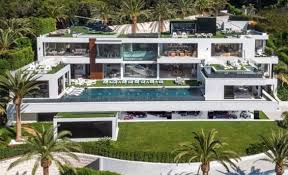 20 Pictures Of Beyonce And Jay Z S New California House Blogrope Expensive Houses Mansions Modern Mansion
