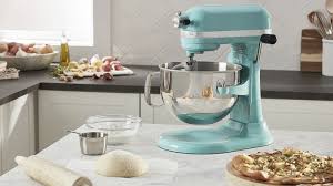Upgrading your small kitchen appliances is an easy way to both update your kitchen and make routine kitchen chores easier and more enjoyable. Fpmk0dgqlcb2xm