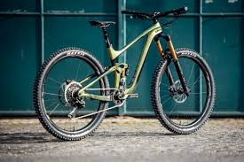 Giant reign sx 2021 in 27,5 zoll kaufen bei fahrrad xxl ☝ vollständig vormontiert ✅ finde hier dein mtb! Bikestage 2020 Giant Reign 29 Vollgas Racer Auf Grossem Fuss