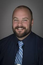 Top questions for parents to ask at college open house