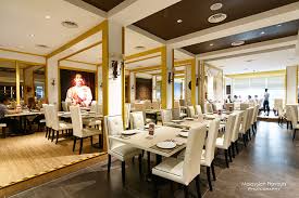 This strip was fast becoming kuala lumpur's hottest spot to wine, dine and let your hair down at that time and even till this day, it. Imperial Chakri Palace Royal Thai Cuisine Klcc Kuala Lumpur Malaysian Flavours