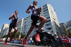 Brownlee was seen dunking chase mcqueen during the swimming leg of the event in roundhay park. No Matter Your Fitness Level You Have To Battle Pain If You Want Rewards