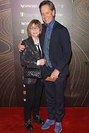 The actor, 64, confirmed the love of his life joan washington had passed away in a heartbreaking tweet. Zk 0bm4xgsx 3m