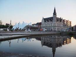 Leerlingen de rozen testen het uit. Het Succes Van Burgervoorstellen In Lokeren