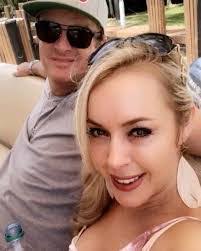 Lauren Autrey's Instagram, Twitter & Facebook