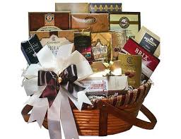 Everyone wants to unwrap their. 55 Bridal Shower Gifts And Etiquette 2021 Tips Wedding Forward
