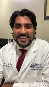 Robin Gallant's Instagram, Twitter & Facebook