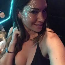 CASSANDRA LOVE LAMBERT