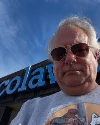 Scott Milam's Instagram, Twitter & Facebook