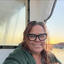 Pineapple cakes for breakfast, lunch and dinner