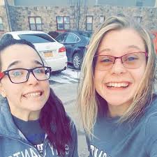 Keng (@KendraAnneAllen)