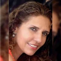 500+ "Rosa María González" profiles