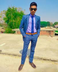 a.j.malek.2525) · Instagram 照片和视频