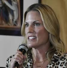 12 Santa Barbara wineries join Vino de Suenos benefit to support local farm  workers