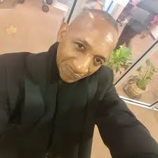 Eddie Nicholas (@dekmusique)