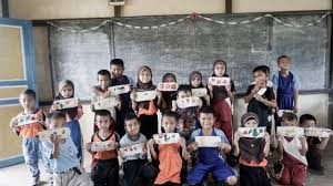 Kumpulan yel yel sekolah ramah anak. Video Semangat Anak Anak Di Perbatasan Nyanyikan Yel Yel Merah Putih Kumparan Com