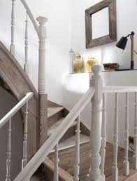 Amenagement Escalier 4 Strategies Pour Rafraichir L Escalier De La Maison Amenagement Escalier Idee Deco Escalier Deco Maison