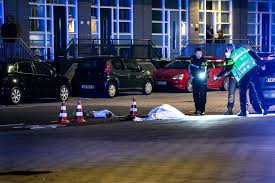 Daarbij raakten twee agenten en een 24. Dodelijk Slachtoffer Schietpartij Wielwijk Is 42 Jarige Dordtenaar Dordrecht Ad Nl