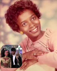 1975 HIGH SCHOOL GRADUATION PHOTO OF VANESSA BELL CALLOWAY Vanessa Bell  Calloway (née Bell; born March 20, 1957) is an American actress. Beginning  her career as a dancer, Bell Calloway became known