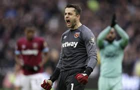 West ham goalkeeper lukasz fabianski has been ruled out for at least two months with a torn hip muscle. Fabianski W Najlepszej 11 Dekady W Premier League Kibice Net