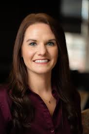 Kimberly Sledge's Instagram, Twitter & Facebook