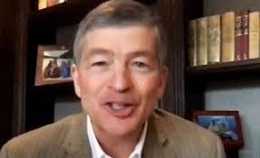 Neil Saul's Instagram, Twitter & Facebook