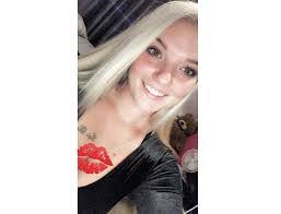 Demi Richardson's Instagram, Twitter & Facebook