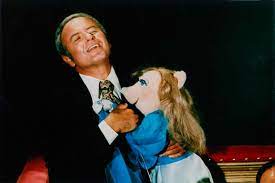 Pin By Sherrell Star Russell On This Little Piggy The Muppet Show Muppets Miss Piggy