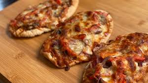 If you can't make it to join us live, i'll be adding the video here on this post once it's over. Pitta Bread Pizza How To Make Pitta Bread Pizza Easy Recipe Youtube