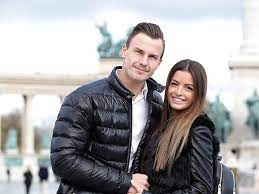 Marton fucsovics (born 8 february 1992) is a professional tennis player who competes internationally for hungary. Fucsovics Marton Ez Eleg Meresz Akkor Jo Mert Hiszek Benne Ns
