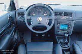 Volkswagen Golf Iv 3 Doors 1997 1998 1999 2000 2001 2002 2003 Autoevolution Volkswagen Golf Vw Mk4 Vw Golf Mk4