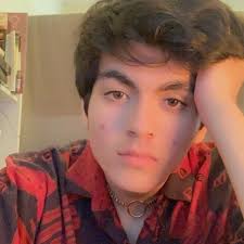 Evan McMahon (Tenor)