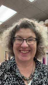 Eileen Arndt's Instagram, Twitter & Facebook