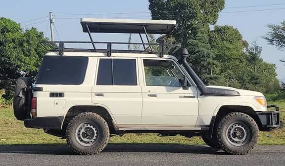 Car hire near national parks in East Africa