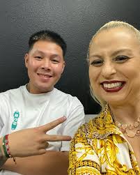 Had the pleasure to meet a great guy @soychinoloc I love it when people are  committed to their goals and guess what? Spanish is his third language! 🥳  Keep up the good